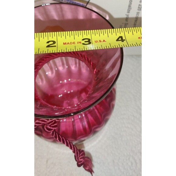 Vintage 1960s  PILGRIM "Cranberry" BLOWN-GLASS Vertical Rib Paneled Vase - Picture 8 of 11